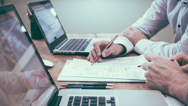 Advantages and Disadvantages of a Franchise